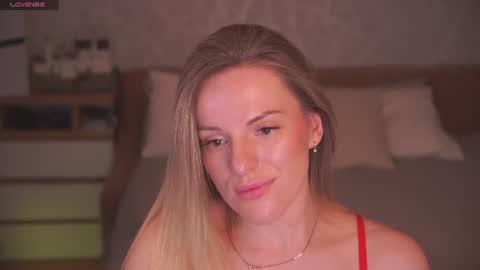 Sophie online show from June 22, 9:45 pm