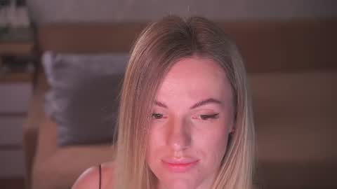 Sophie online show from July 7, 10:03 pm