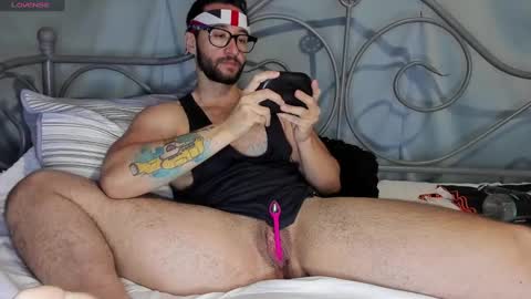 Van online show from October 20, 3:23 pm