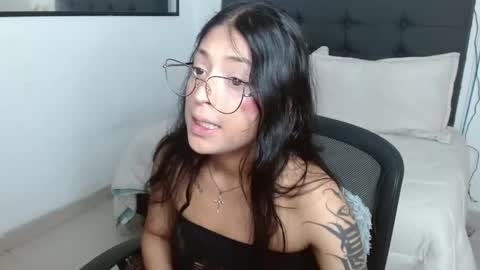 vane online show from November 6, 8:21 pm