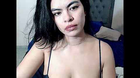 Vannesa online show from December 3, 2:03 am