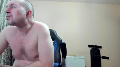 vano_822 online show from April 3, 5:22 pm