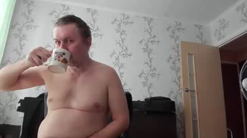 Snapshot of vano_822 chatting on June 20, 8:06 am vano_822 online show from June 20, 8:06 am