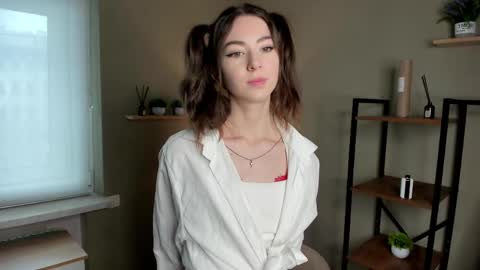 Charline online show from April 27, 9:29 am