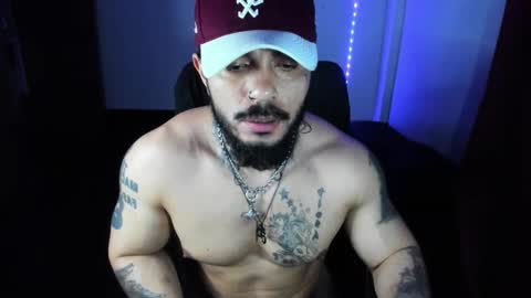 vanvelckan_ online show from December 1, 3:33 am