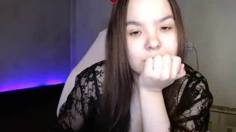 Var Kiss online show from May 25, 11:38 am