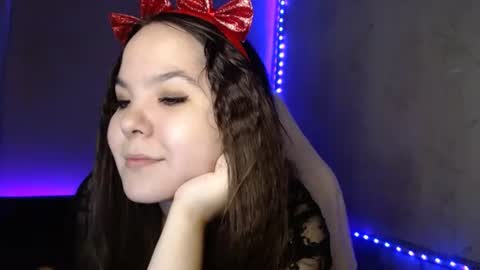 Var Kiss online show from May 30, 8:22 am