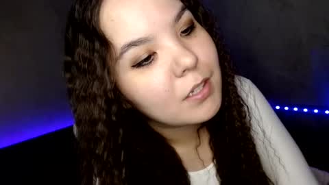 Var Kiss online show from July 28, 3:32 pm