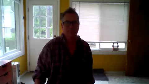 Snapshot of varaggo chatting on May 6, 2:33 pm varaggo online show from May 6, 2:33 pm