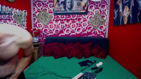 Snapshot of varonaesteban7 chatting on February 26, 3:00 pm Esteban online show from February 26, 3:00 pm