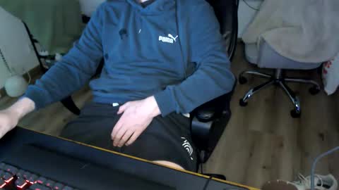 Snapshot of vaslo08 chatting on May 22, 3:06 pm Vaslo online show from May 22, 3:06 pm