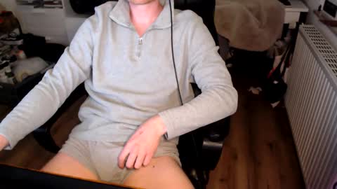 Snapshot of vaslo08 chatting on May 26, 2:57 pm Vaslo online show from May 26, 2:57 pm