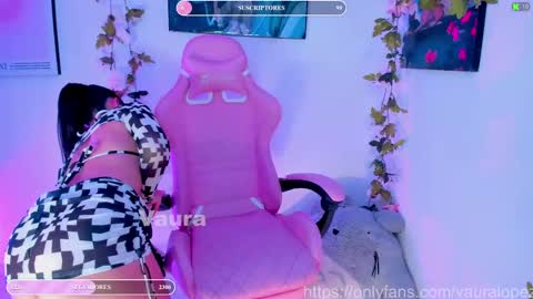 vaura222 online show from February 7, 1:25 am