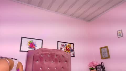 Vaythiare online show from July 4, 7:20 pm