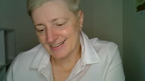 vea_motty online show from December 19, 2:46 pm