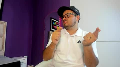 veci_and online show from February 5, 8:35 pm