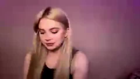 Monika online show from December 4, 2:15 pm