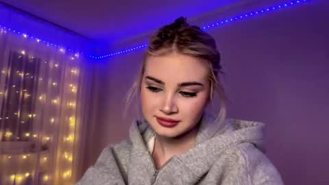 Snapshot of vedalipscomb chatting on February 3, 1:05 pm Monika online show from February 3, 1:05 pm