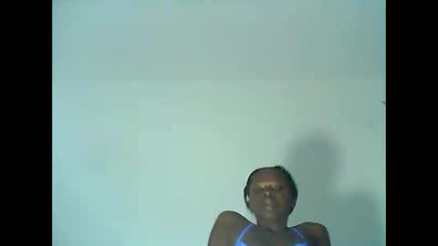 Vee online show from May 9, 7:41 pm