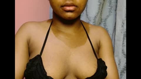 vee62 online show from April 7, 12:00 am