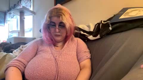 Veronica Lehane online show from December 9, 3:11 pm