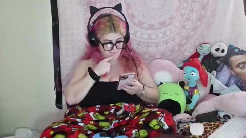 Veronica Lehane online show from December 26, 1:32 pm