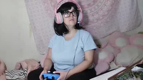 Veronica Lehane online show from October 11, 12:26 pm