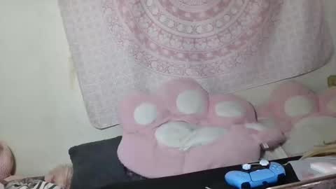 Veronica Lehane online show from October 21, 12:39 pm