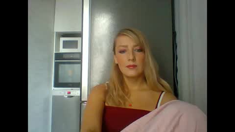 Snapshot of veessa chatting on November 9, 11:41 am Veessa online show from November 9, 11:41 am