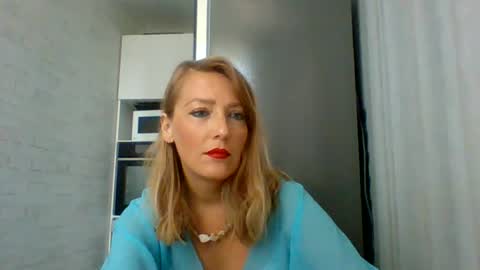 Snapshot of veessa chatting on June 17, 9:56 am Veessa online show from June 17, 9:56 am