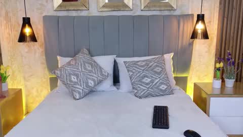 Snapshot of vega_sara chatting on February 20, 8:20 pm Mia brando online show from February 20, 8:20 pm