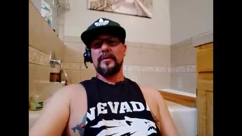 vegasdadbod online show from January 11, 9:53 pm