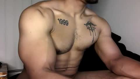 Vegas Love online show from November 7, 8:25 am