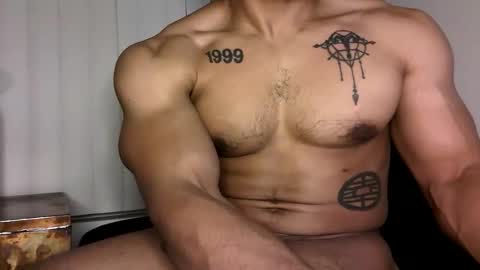 Vegas Love online show from November 13, 8:02 am