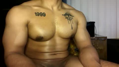 Vegas Love online show from April 5, 10:01 am