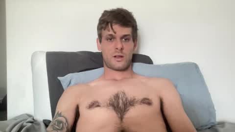 Joeyyy online show from April 17, 12:35 am