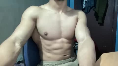 veilofstrength11 online show from November 4, 8:24 am