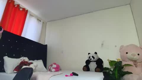 zola online show from November 20, 9:31 am