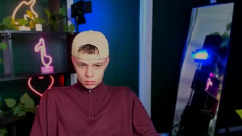 veldi_to online show from April 7, 4:57 am