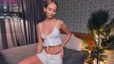 Snapshot of vellaford chatting on November 29, 11:24 am Eva online show from November 29, 11:24 am