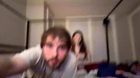 Snapshot of velmaxshaggy chatting on March 7, 3:51 am velmaxshaggy online show from March 7, 3:51 am