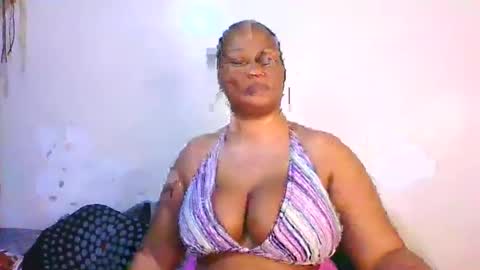 velour_eclipse online show from September 18, 9:39 pm