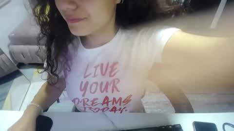 Snapshot of velvet_moon_v chatting on October 18, 1:12 pm velvet_moon_v online show from October 18, 1:12 pm