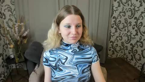 Snapshot of velvet_peach_ chatting on November 26, 11:33 am velvet_peach_ online show from November 26, 11:33 am