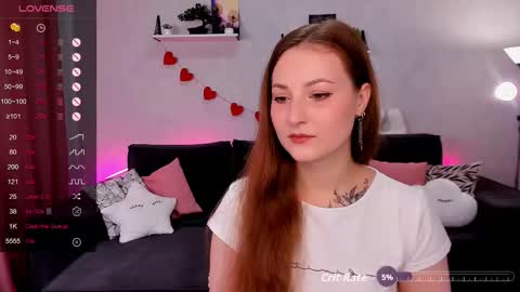 Mia online show from September 26, 9:02 am