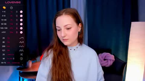 Mia online show from November 28, 9:12 am