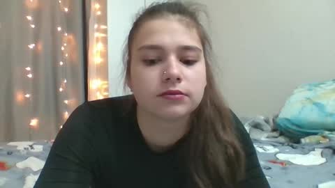 velveted_ivy online show from November 10, 10:47 am