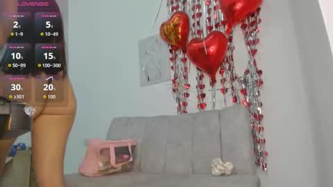 Velvetluna online show from March 3, 11:05 am