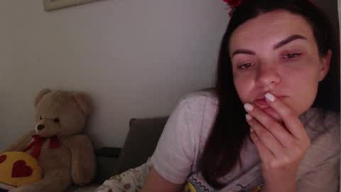 velvetmoon123 online show from November 26, 7:15 pm