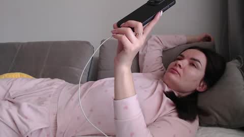 velvetmoon123 online show from March 5, 10:11 am